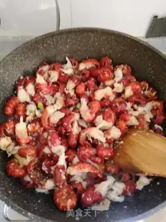 Make Garlic lobster tail step 4