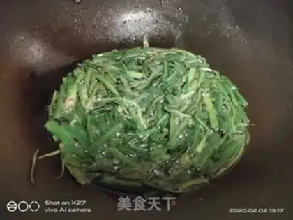Make Onion noodles step 2
