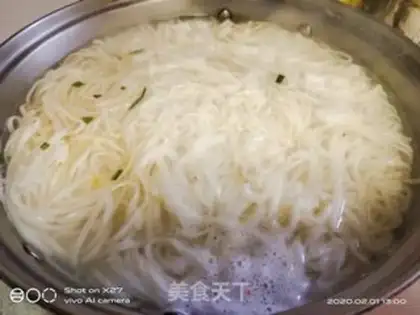 Make Onion noodles step 3