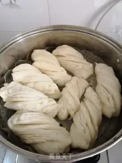 Make Home rolls step 13