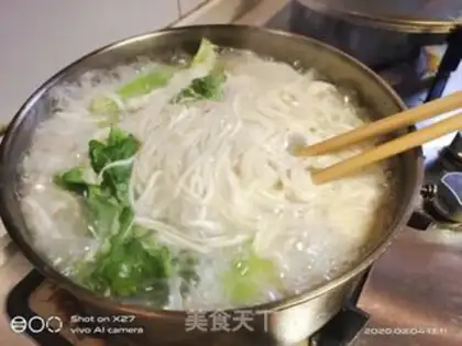 Make Shrimp tofu noodles step 3