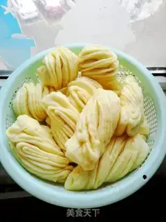 Make Home rolls step 14