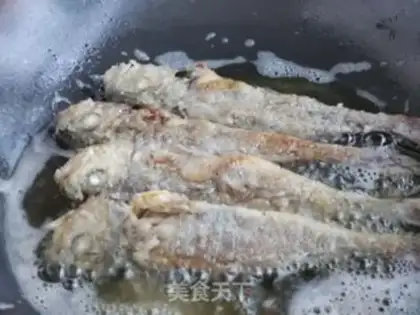 Make Dry, wild, yellow fish step 5