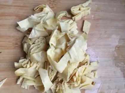 Make Scrambled bean skin step 3