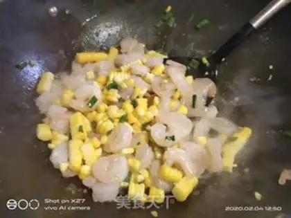 Make Shrimp fried corn step 2