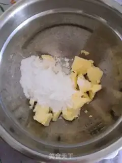 Make Garlic fried sausage step 3