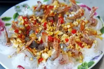 Make Garlic fans steam shrimp step 4