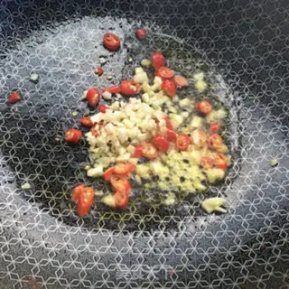 Make Little rice with garlic orchids step 6