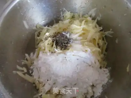 Make Salmon potato pizza step 0