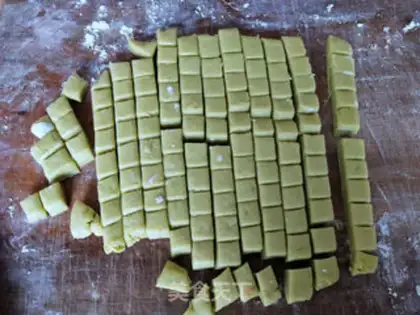 Make Cream cake step 5