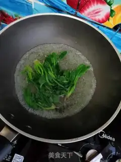 Make Sea cucumber noodles step 1