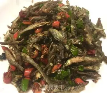 Make Spicy dry fish step 2
