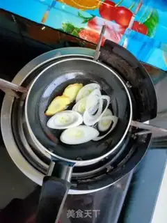 Make Sea cucumber noodles step 9
