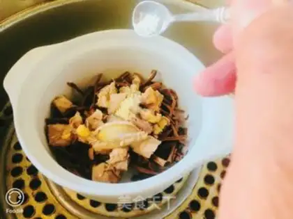 Make Chicken tea and mushrooms evaporate step 3