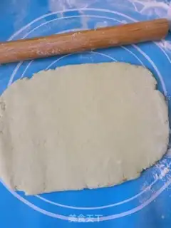 Make Spinach heart buns step 6
