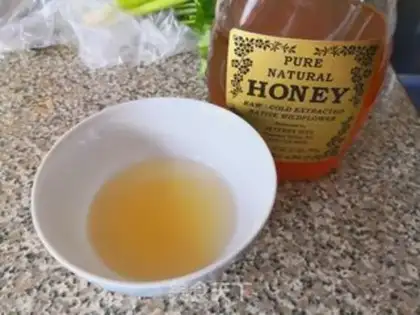 Make The honey is on the wings step 3