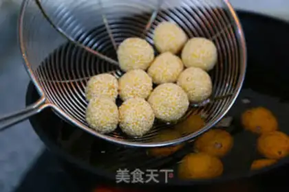 Make Pumpkin sesame ball step 11