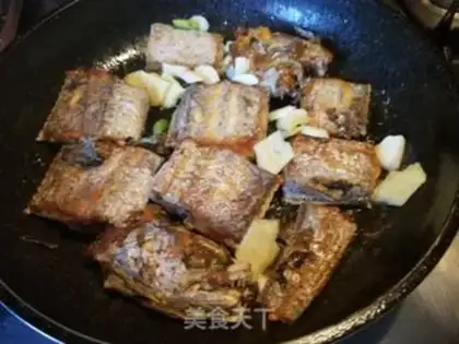 Make Jell-O fish step 5