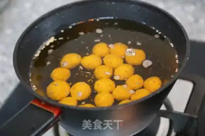 Make Pumpkin sesame ball step 12