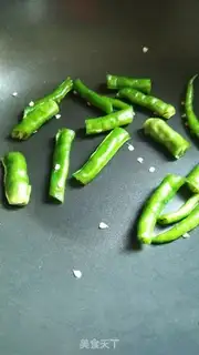 Make Jell-O fish step 7