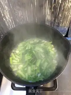 Make Vegetable soup, fat cow step 5