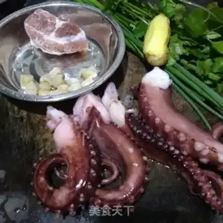 Make The seafood is plum rice step 0