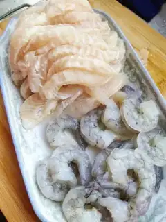 Make The dragonfish shrimp step 1