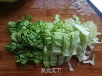 Make Lettuce with artificial meat step 3