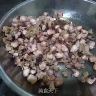 Make The seafood is plum rice step 8