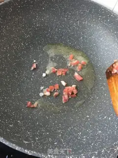 Make Hot noodles for fresh berry step 6