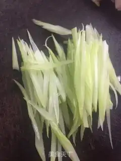 Make The onions are fresh step 1