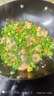 Make Shrimp fried green beans step 3