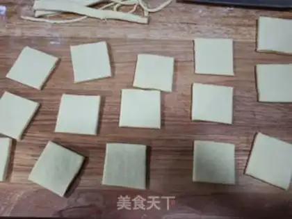 Make Danish Bamboo Burns step 11