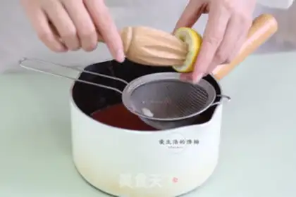 Make Sweet strawberry sauce step 7