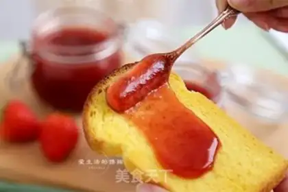 Make Sweet strawberry sauce step 10