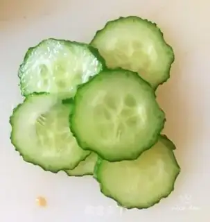 Make Fruit and vegetable egg salad step 4