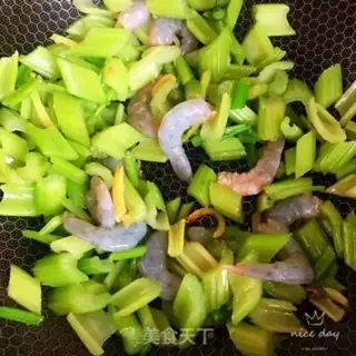 Make Celery shrimp step 5
