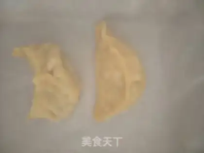 Make A cabbage fan, a wooden ear dumpling step 19