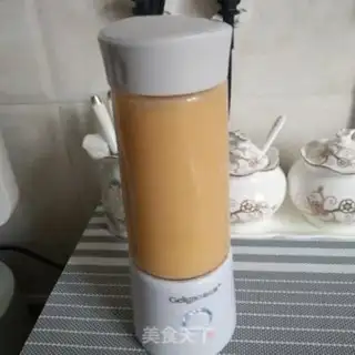 Make Cracker orange milkshake step 4
