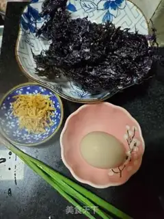 Make Eggskin pickles soup step 0