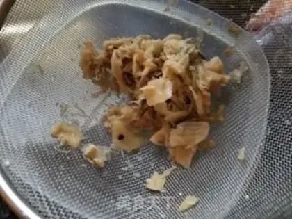 Make Pork sauce is ferocious step 1