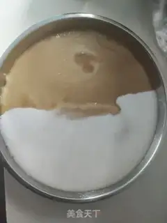 Make Coconut horse hoof cake step 14