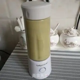 Make Slow monkey juice step 3