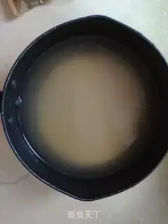 Make Red sugar rice congee step 1