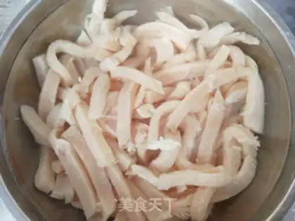 Make Spring-fried chicken silk step 4