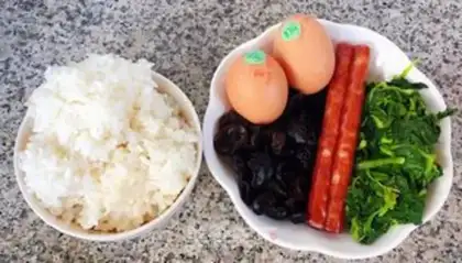 Make Weenie celery eggs step 0