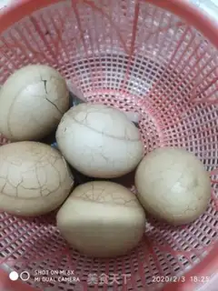 Make The lazy ones use tea eggs step 5