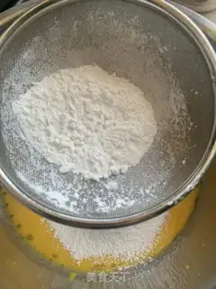 Make Cranberry cake step 4