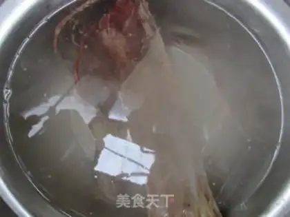 Make Squid dry bone soup step 1