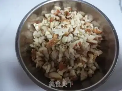 Make Scrambled chicken step 1